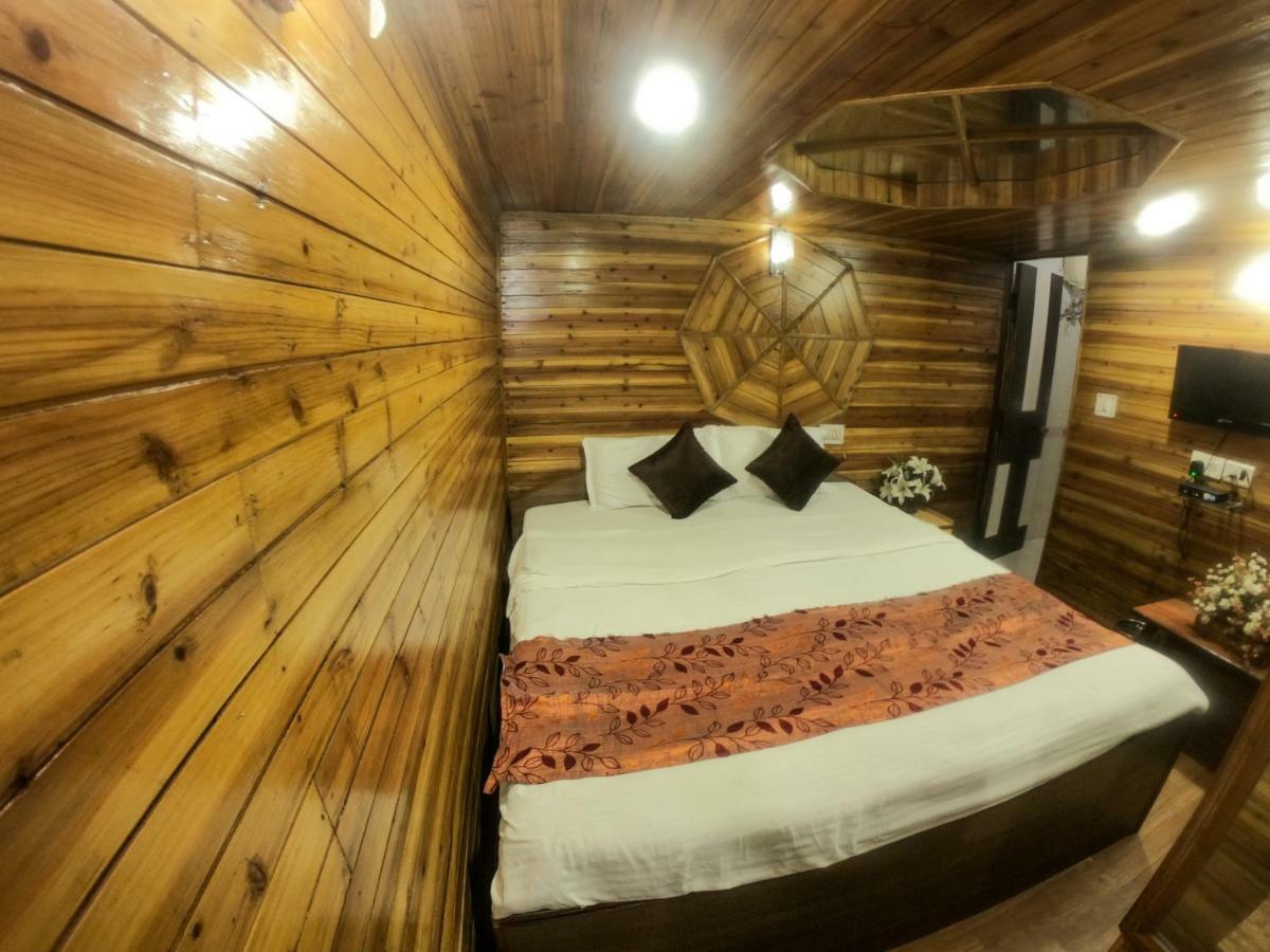 דרג'ילינג Hotel Broadway Annexe מראה חיצוני תמונה